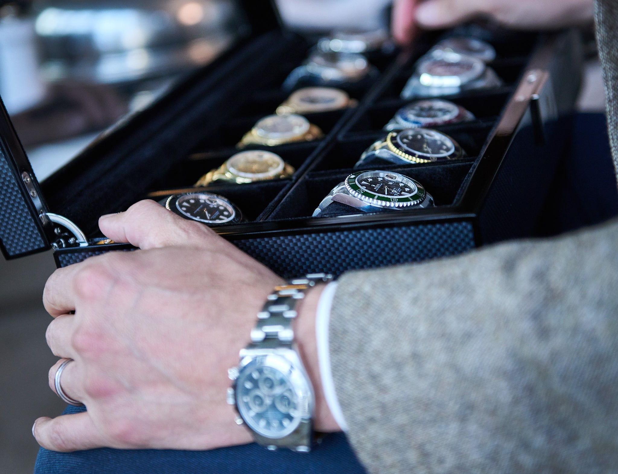  HAWK & GABLE Luxury 12 Slot Watch Box Organizer, Glass